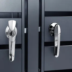 kahene prügikasti ümbris taimelavaga