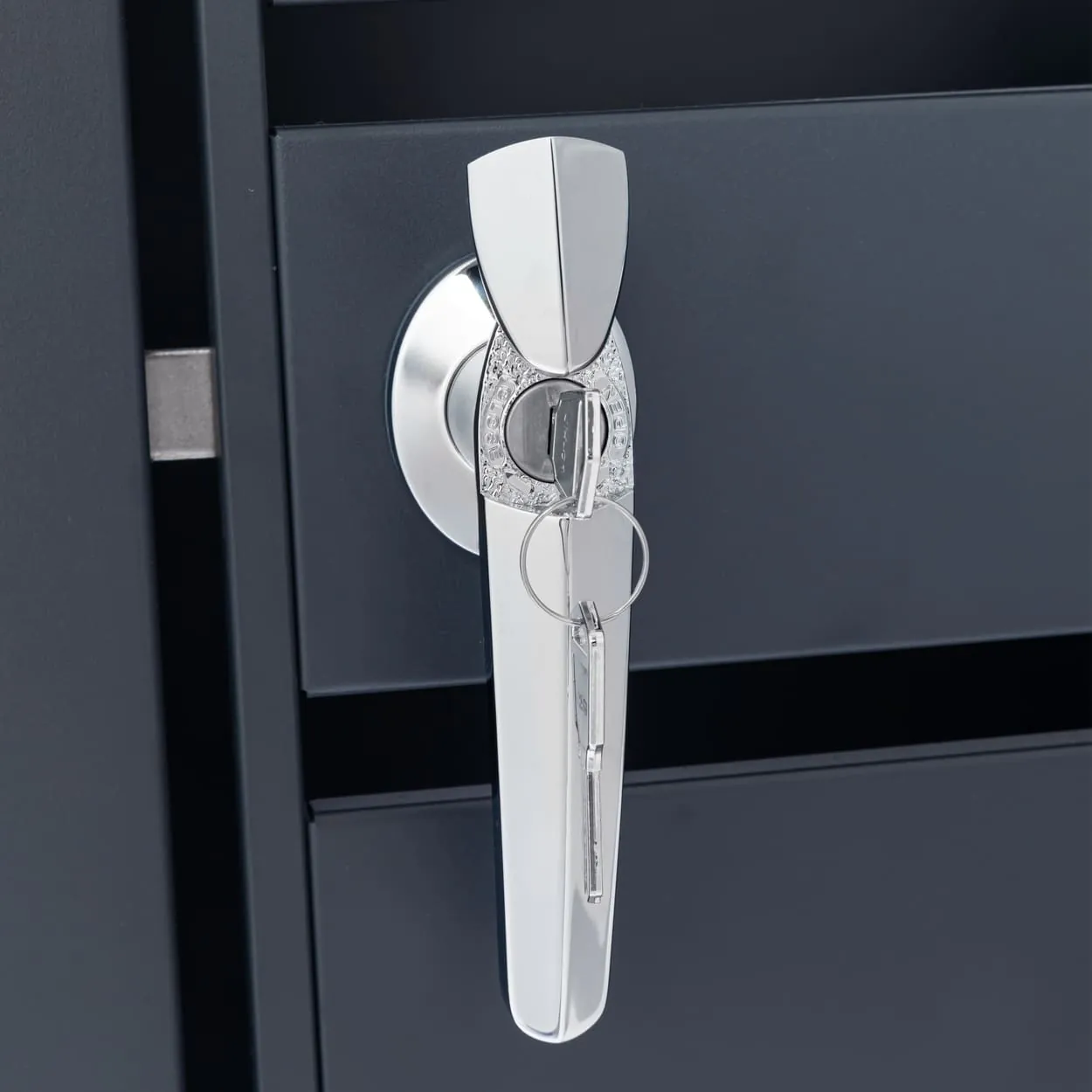 garbage container case handle